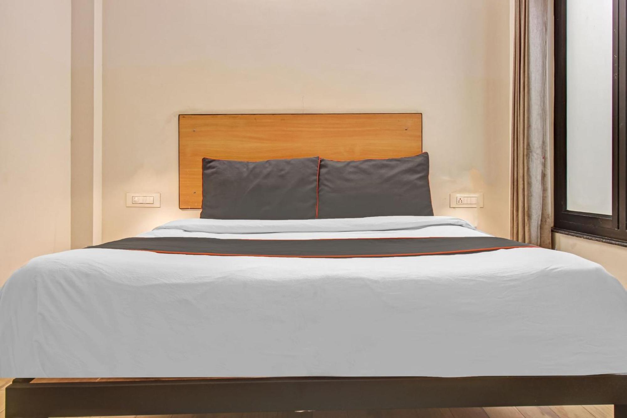 Super Townhouse Kachnar House Vikas Nagar Hotel Hasanganj Buitenkant foto