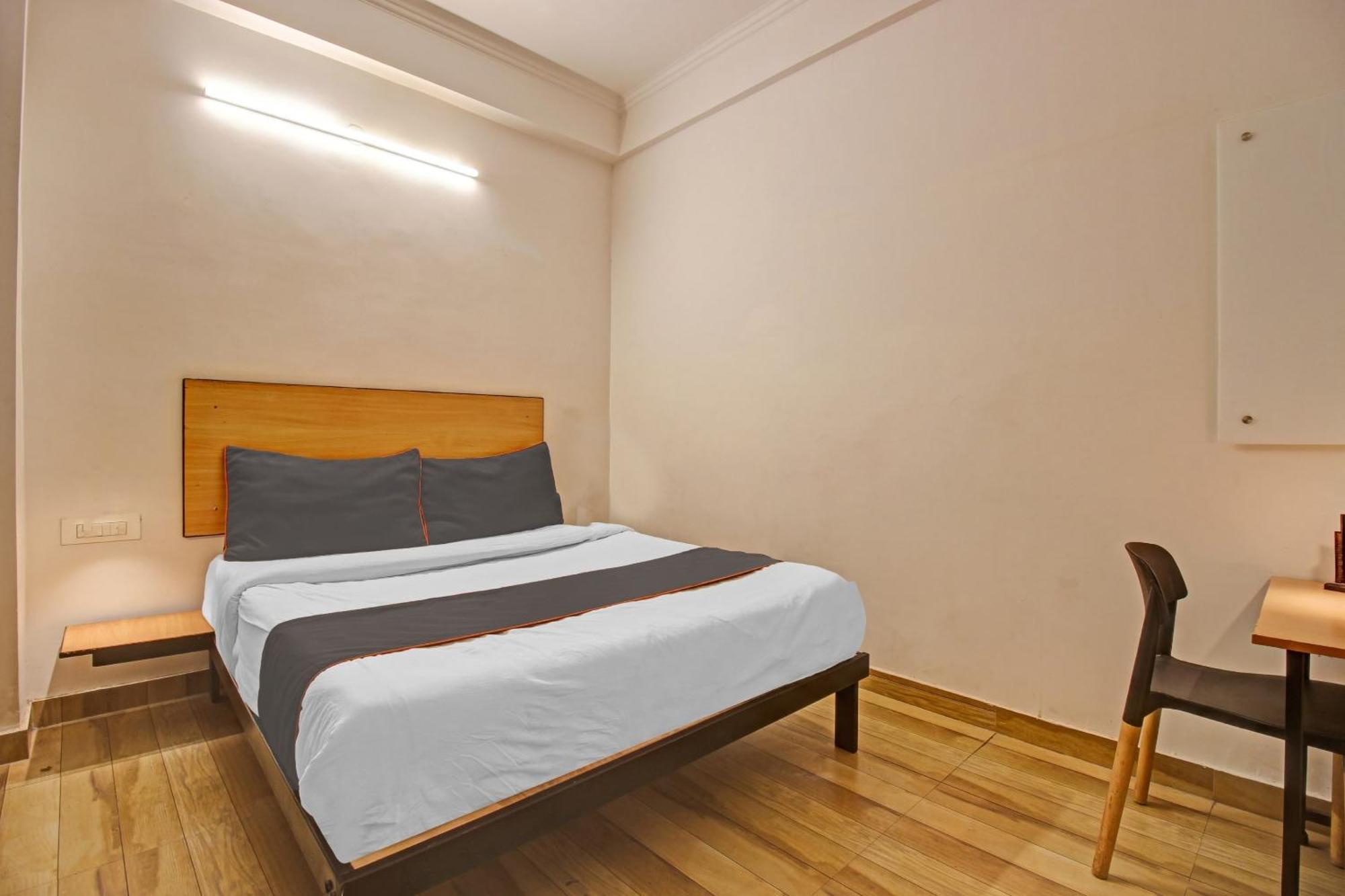 Super Townhouse Kachnar House Vikas Nagar Hotel Hasanganj Buitenkant foto